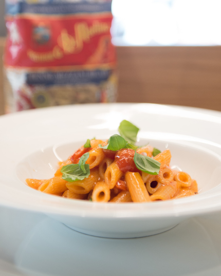 Zia Pia - Penne Mezzane in D&G Packaging by Pastificio Di Martino