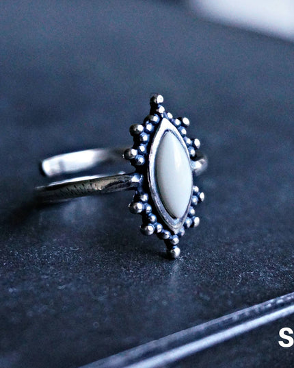 Kal White agate ring * Limited Edition*