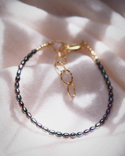 Dainty Black Pearl Bracelet - Maile
