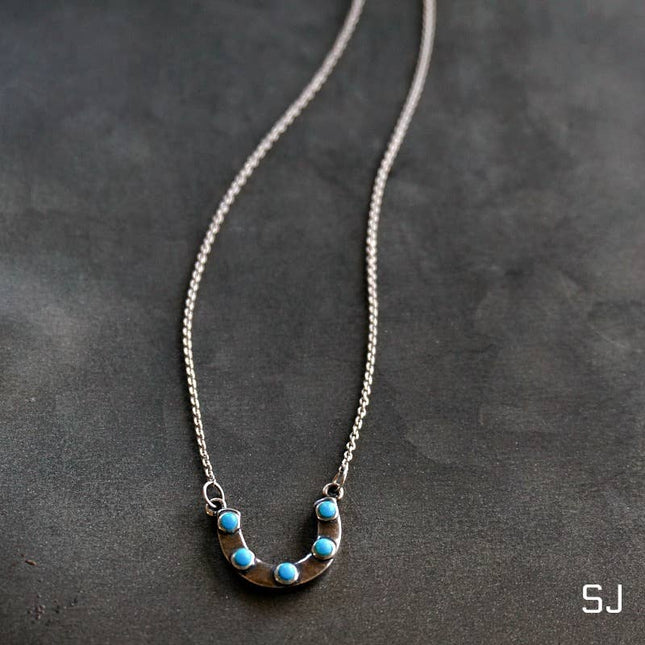 Horseshoe Turquoise Choker Necklace