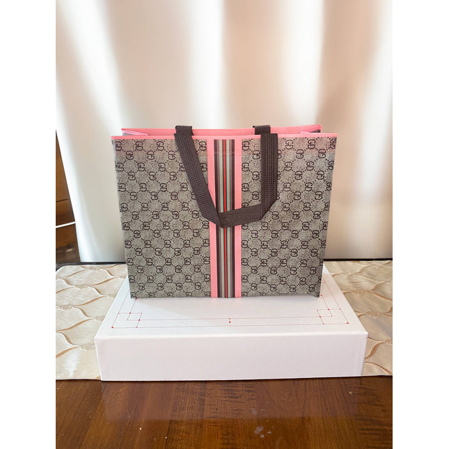 ByHome - 50pcs, 4 Sizes Luxury Grid Pink Stripes Non-woven Gift Bag: Medium