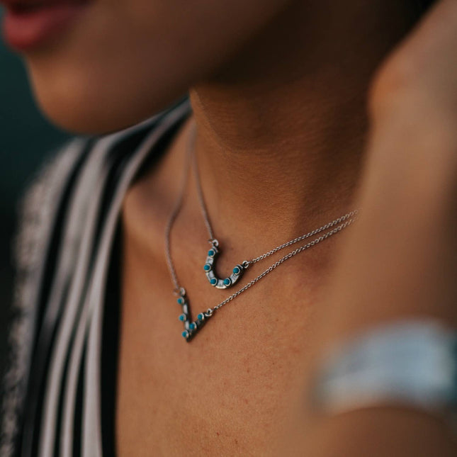 Horseshoe Turquoise Choker Necklace